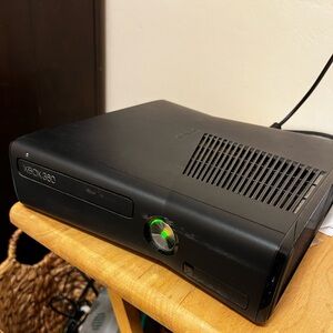 Xbox 360 with Fallout 3 and Bioshock 2